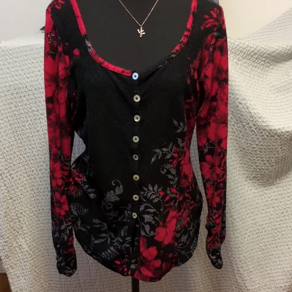 VENUS Black and Red Floral Button Down Shirt - Picture 1 of 1